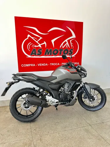 Yamaha Fz 15 150 cc - 2025 R$ 11500 de entrada mais parcelas pela loja