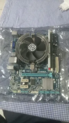 Kit gigabyte + processador + placa mãe