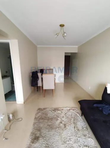 Apartamento de 2 Quartos com Varanda, Vista Livre, 58 m² e Vaga Coberta à Venda no Edifíci