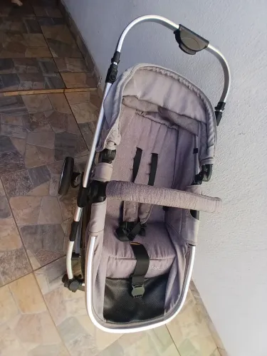 Carrinho de bebê