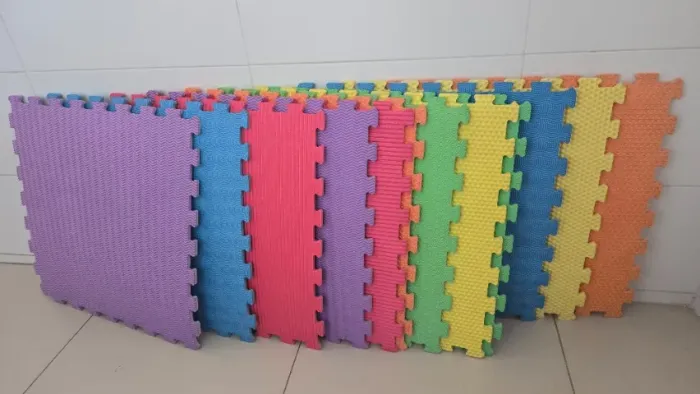 E.V.A.   60 x 60 x 1 cm ( *  12 UNIDADES * )