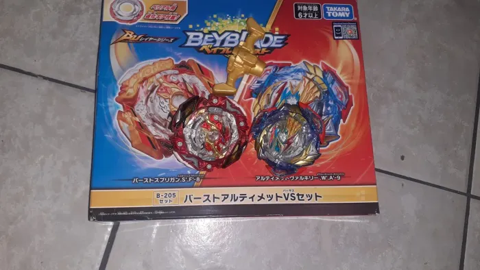 Beyblades Ultimate valkyrie e burst spriggan original takara tomy
