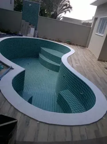Piscina feijão 5x3x1.20