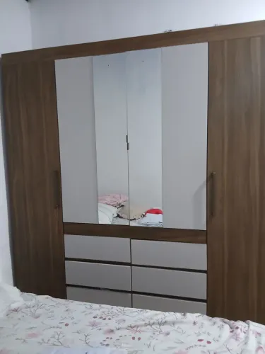 Vendo guarda roupa