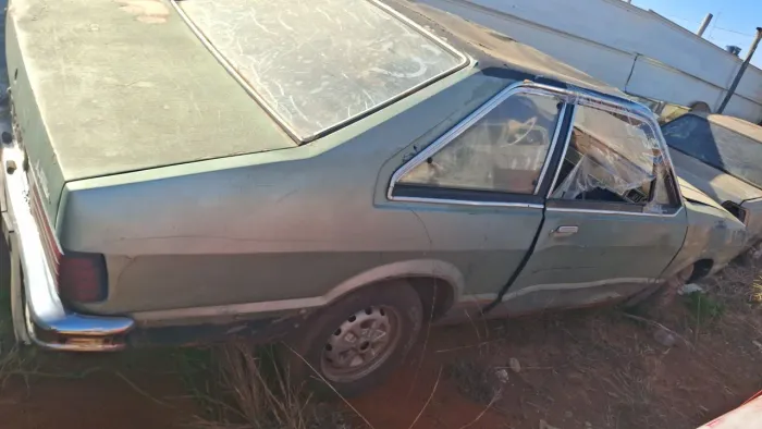 Corcel 2 ano 1980 sucata vendo peças 