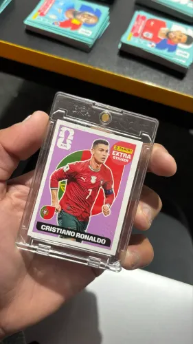 Cristiano Ronaldo Extra Sticker Lilás | FIFA World Cup 2026 Panini | Legend Rara