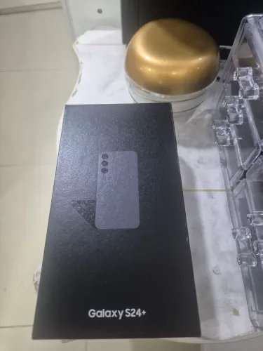 SAMSUNG S24PLUS