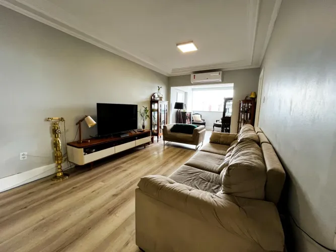 Vendo cobertura na batista campos com 3 suites e piscina