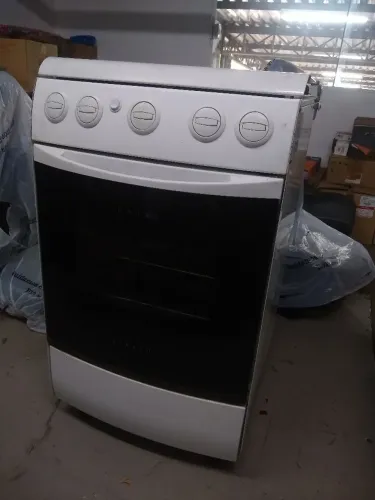Fogão elétrico Grill Stratus continental 4 bocas