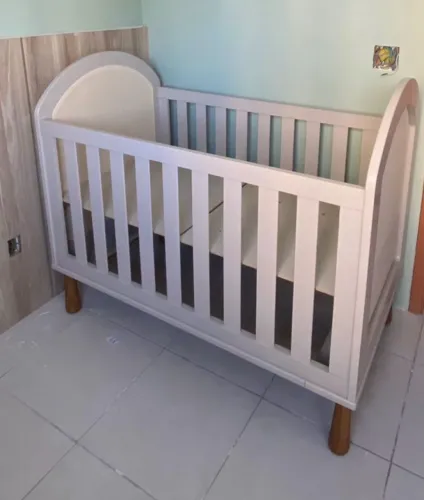 BERÇO PINGO COR AREIA