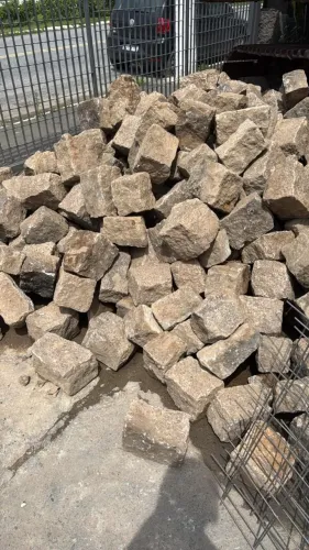 Paralelepípedos de granito
