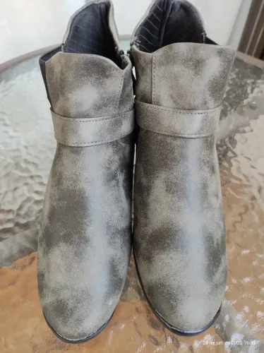botinha cano curto estilo country couro nobuck tamanho 37, forro acolchoado, zíper