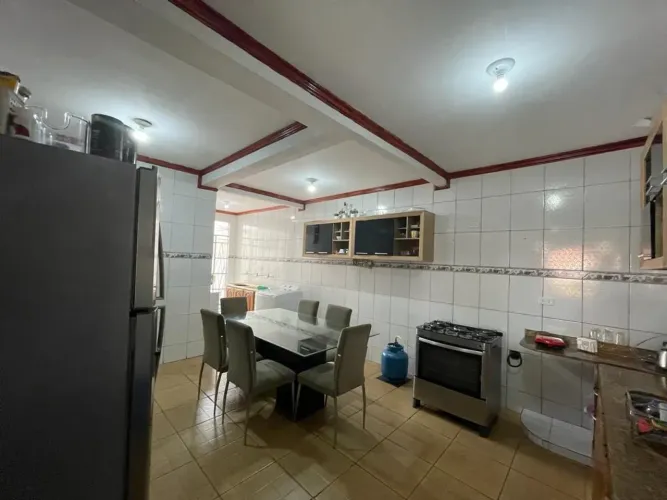 VENDO OU ALUGO CASA COM 03 SUÍTE MOBILIADA NO CONJUNTO. ATÍLIO ANREAZZA