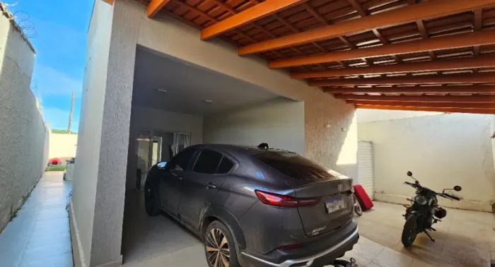 Casa 3 quartos sendo uma suíte, no Centro de Formosa-GO