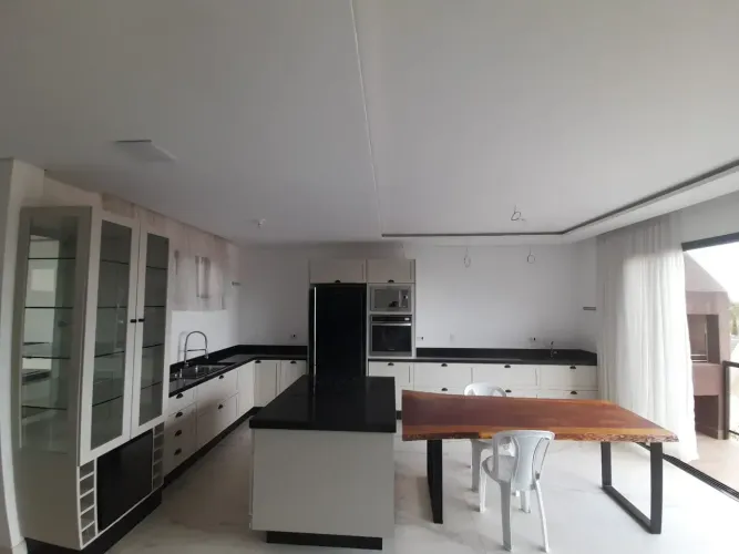 Imóvel para venda possui 154 metros quadrados com 3 quartos em Bairro Alto - Curitiba - PR