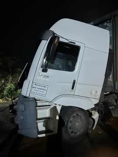 VENDO CAVALO 19.360 ANO 2016 NO ESTADO QUE SE ENCONTRA
