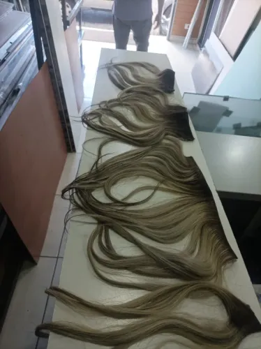 Cabelo 100% humano valor r$350,00