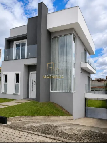 SOBRADO com 4 dormitórios à venda com 554m² por R$ 1.790.000,00 no bairro Xaxim - CURITIBA