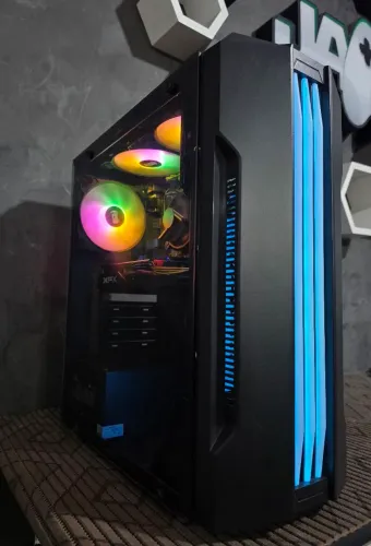 PC Gamer Core i3 10100F/ 16GB Ddr4/ RX 570 4GB ac trca