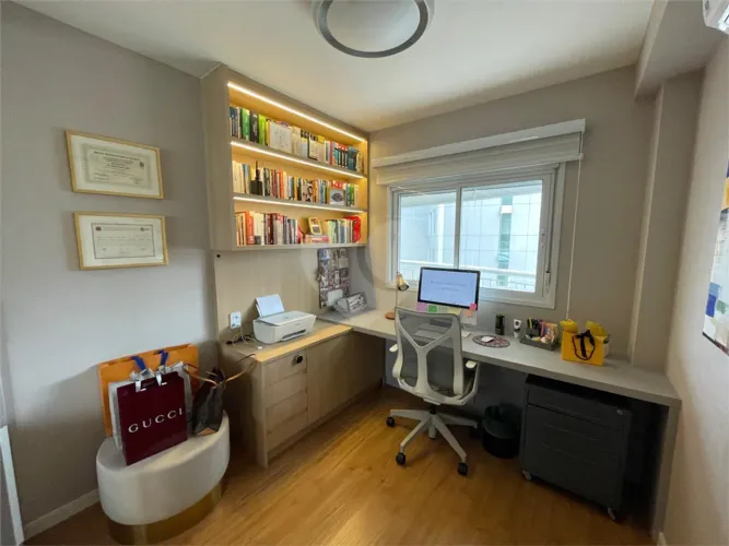 Apartamento com 2 quartos à venda em Bela vista - SP