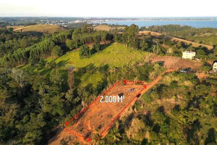 Área 2.000m² a venda em Subaia