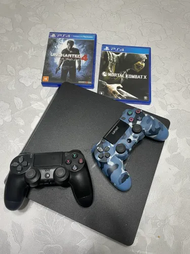 PS4 Slim 1tb - com 2 controles