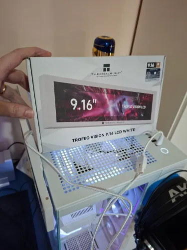 Tela Thermalright Trofeo Vision 9.16" Branca