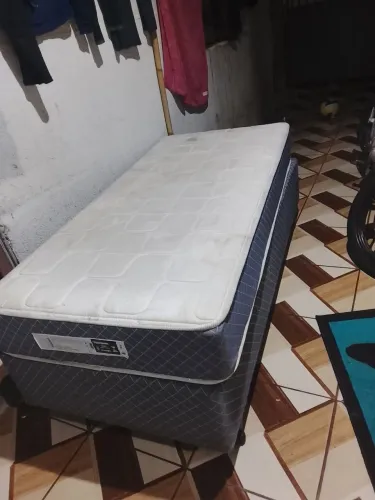 Cama box de solteiro
