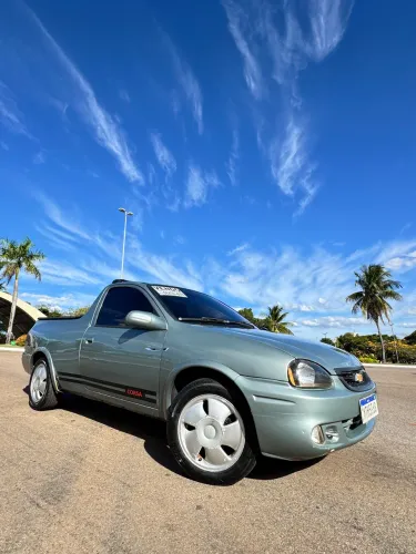 Chevrolet Corsa Pick-up Std/ Rodeio 1.6 MPFI 2003