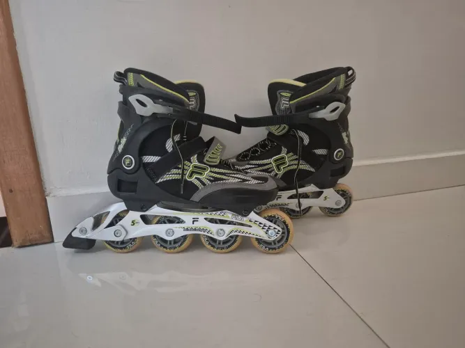 Patins Fila Helix Black/Lime - Tamanho 41BR - Pouco Uso