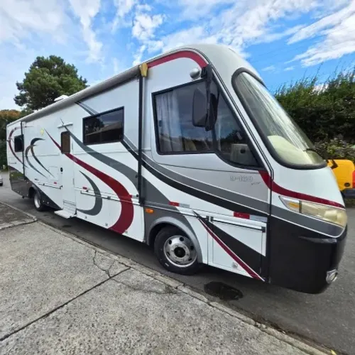 Motor home vc quer liberdade viajar aceita trocar num apartamento 