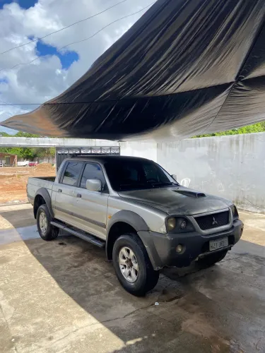 Mitsubishi L200 GLS 2.5 4X4 CD Diesel 2005
