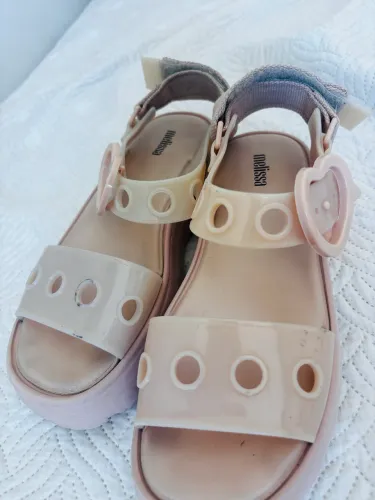 Kick sandal hot - Melissa