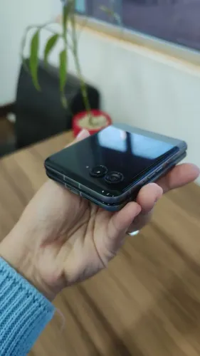 RAZR 70