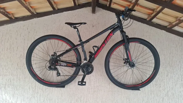 Oggi Hacker Sport aro 29 preta e vermelha