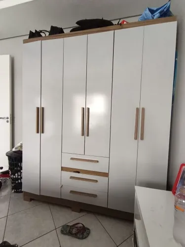 Guarda roupa de casal