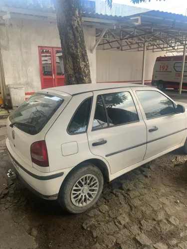Volkswagen Gol Geração III Power 1.0 MI 16V Gasolina Mec. 4P 2002