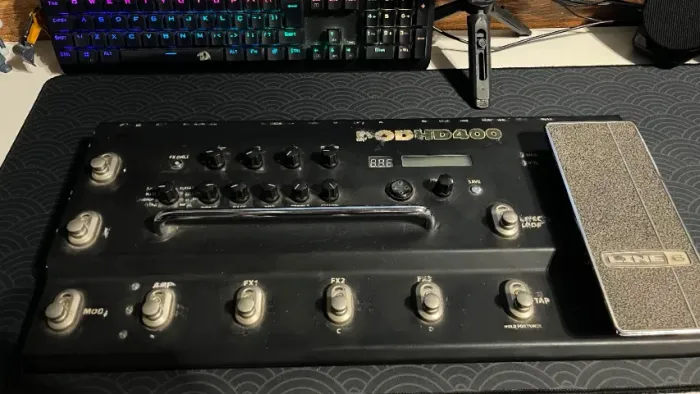 Pedaleira Line 6 POD HD400