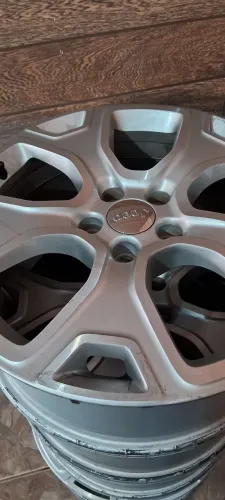Rodas jeep aro 18 com pneus