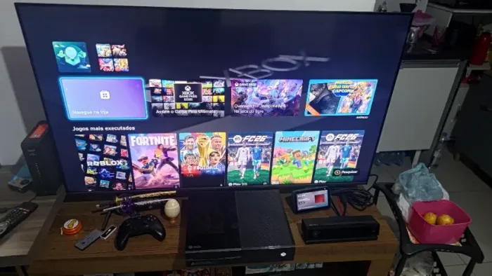 Xbox One com Kinect, 2 controles e 2 jogos. Avalio trocas.
