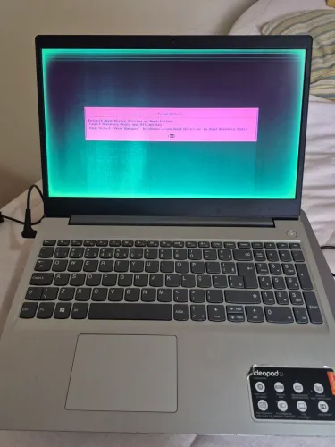 Notebook Lenovo / Core I5 / defeito