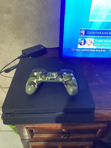 PS4 Slim Todo original Com varios jogos e 1 controle 