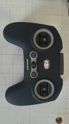 Vende-se Controle DJI RC Controller 2