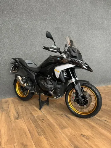 BMW R1300 GS TRIPLE BLACK
