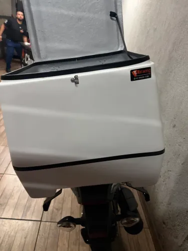 Caixa de entrega 90litros