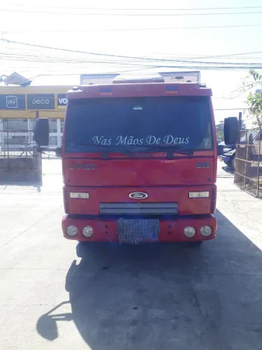 Ford cargo 816 2013