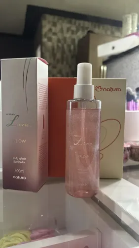 Vendo Luna Glow Body Splash Iluminador Na Caixa Presenteável