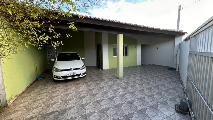 Vendo uma Casa em Condomínio Fechado em Emaus