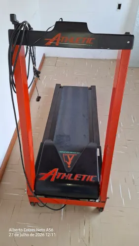 Esteira Athletic novinha personalizada.  