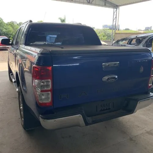 Sucata de Ford ranger 3.2 limited 2015 4x4 pra retirar peças